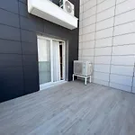 Blanc 3 Bed and Breakfast 4*